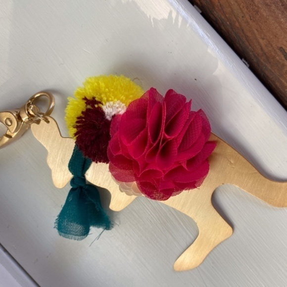 Anthropologie Well Dressed Animal Bear Keychain - Picture 5 of 5